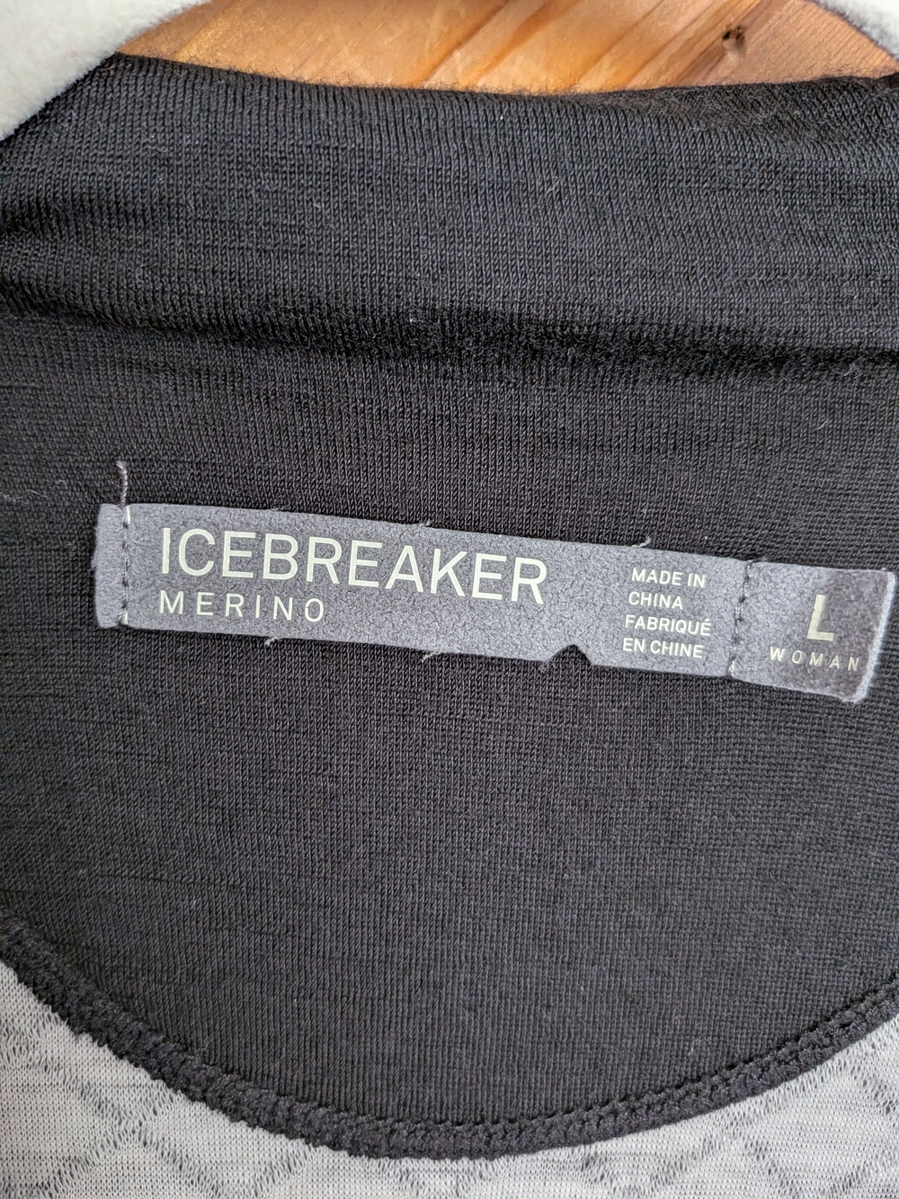 Icebreaker Merino Wool Textured Diamond Grid Quarter Zip Pullover Sweater Black - Picture 3 of 6